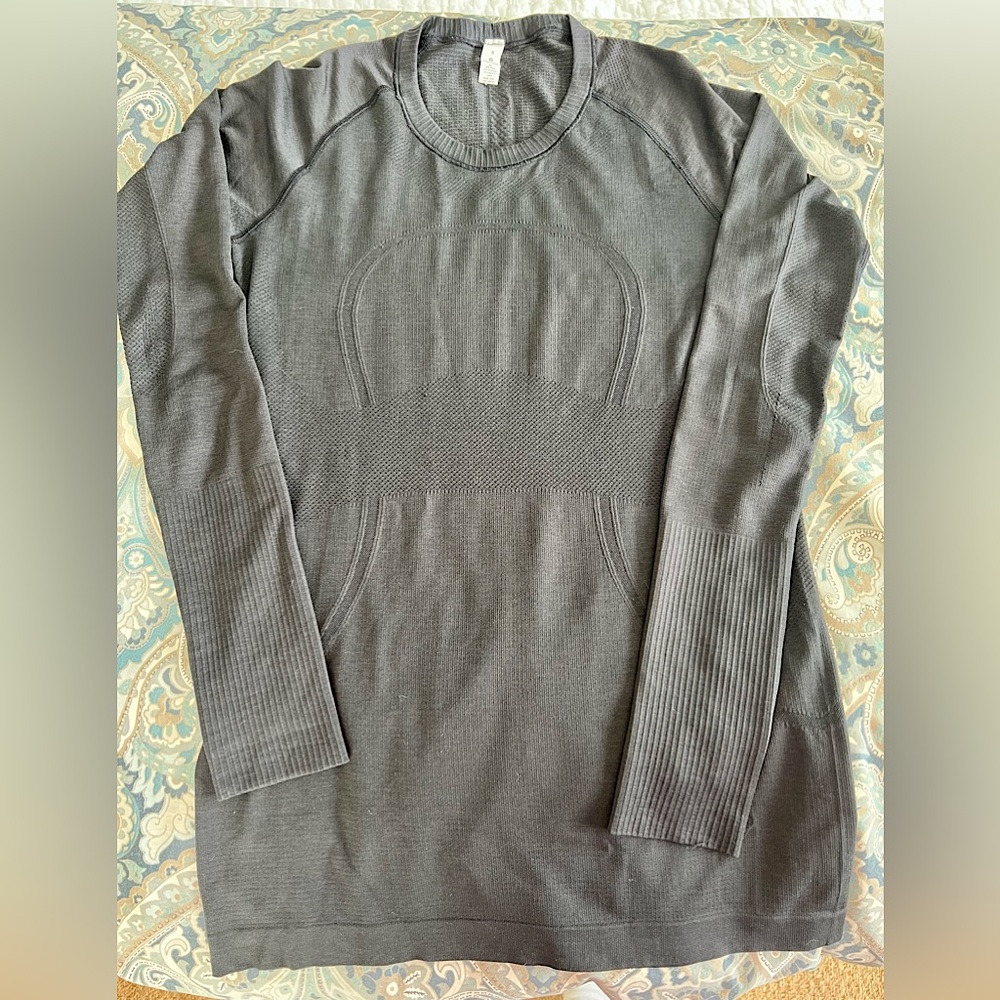 Lululemon Swiftly Long Sleeve Tech Crew, Black, Size 8